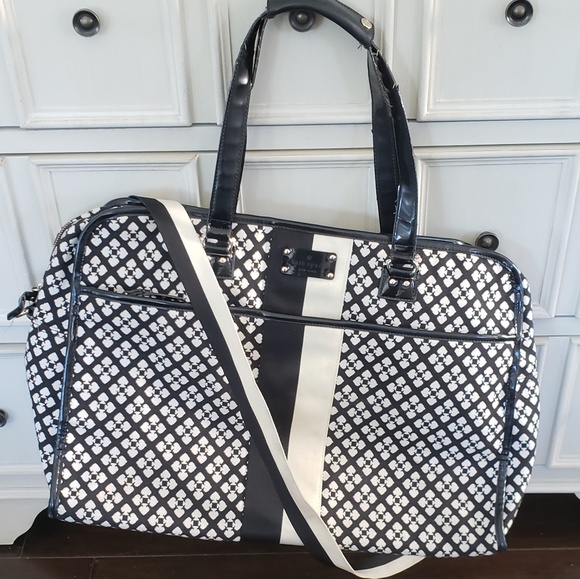 kate spade Handbags - Kate Spade Classic Black and White Weekender Bag